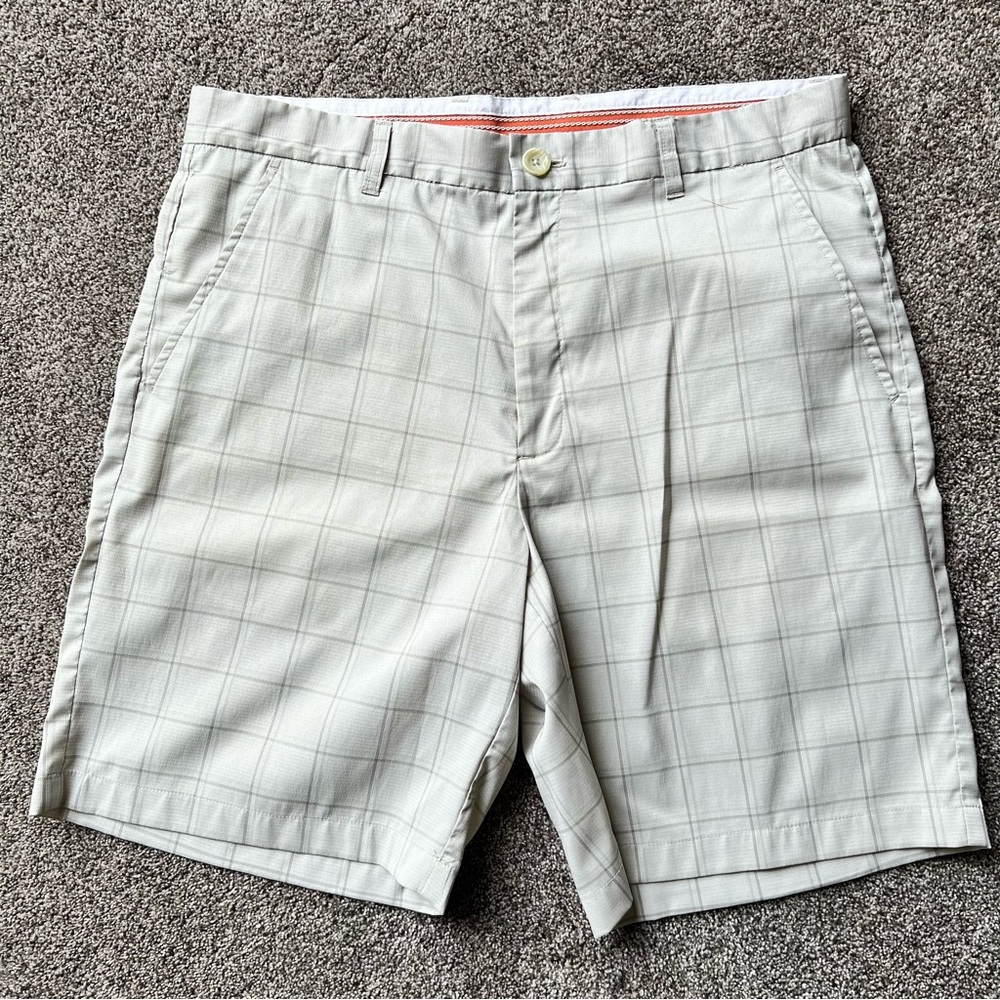 SOLD!!! Greg Norman shorts.
